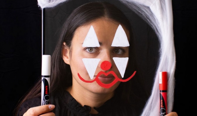 Create a filter frame with Chalk Markers