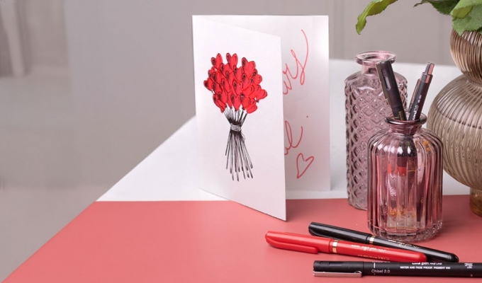 Make your very own Valentine’s Card using SIGN PEN felt tips